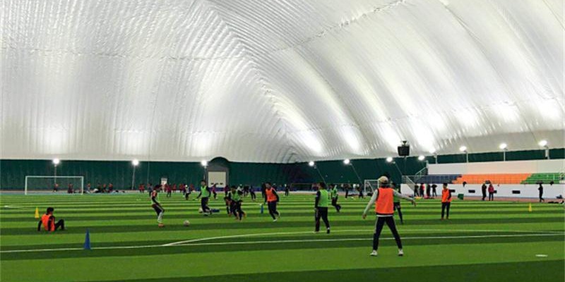  為什么說用充氣膜結(jié)構(gòu)建筑做體育館再合適不過了？