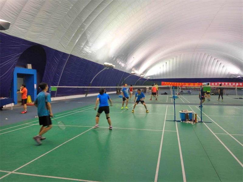 羽毛球氣膜館造價(jià)多少錢(qián)？
